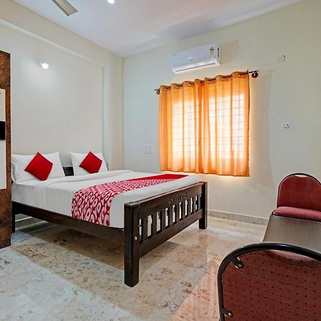 Hotel O Sri Chowdeshwari Boarding And Lodging Tavarikere Екстер'єр фото