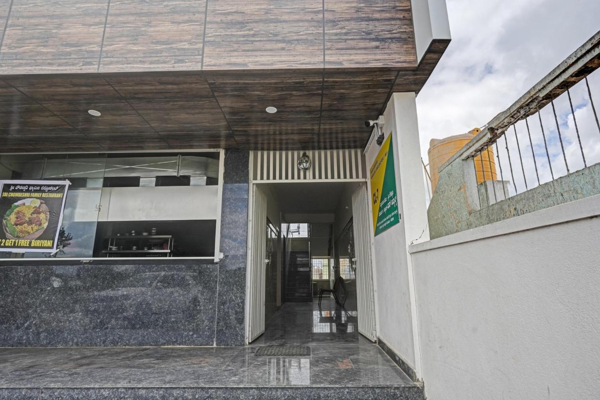 Hotel O Sri Chowdeshwari Boarding And Lodging Tavarikere Екстер'єр фото